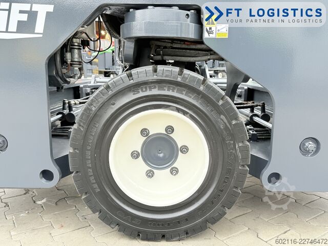 Carretilla retráctil de 4 vías Combilift C4000 DIESEL TRIPLEX 6800 AIR CONDITION