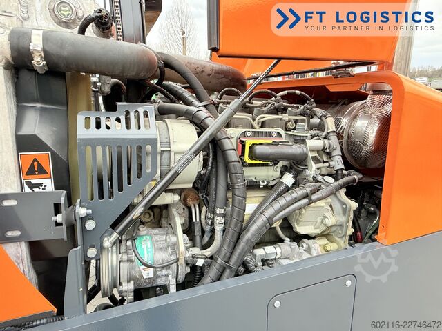Carretilla retráctil de 4 vías Combilift C4000 DIESEL TRIPLEX 6800 AIR CONDITION
