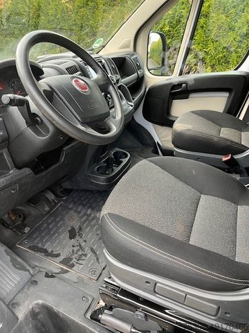 Dodávka s plachtovou bočnicou FIAT Ducato Pritsche / Doppelkabine 35 130 L4 Pritsc