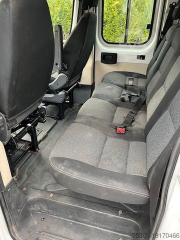 Dodávka s plachtovou bočnicou FIAT Ducato Pritsche / Doppelkabine 35 130 L4 Pritsc