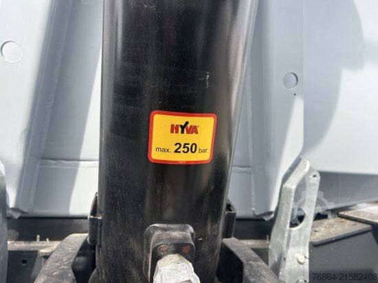 自卸半挂车 SCHWARZMüLLER STAHLRUNDMULDE 25 M³, LIFTACHSE, ROLLPLANE, SAF ACHSEN,  SOFORT VERFüGBAR