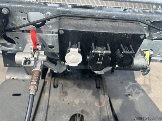 自卸半挂车 SCHWARZMüLLER STAHLRUNDMULDE 25 M³, LIFTACHSE, ROLLPLANE, SAF ACHSEN,  SOFORT VERFüGBAR