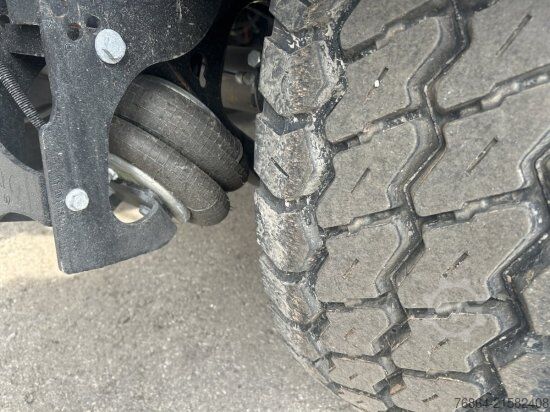 自卸半挂车 SCHWARZMüLLER STAHLRUNDMULDE 25 M³, LIFTACHSE, ROLLPLANE, SAF ACHSEN,  SOFORT VERFüGBAR