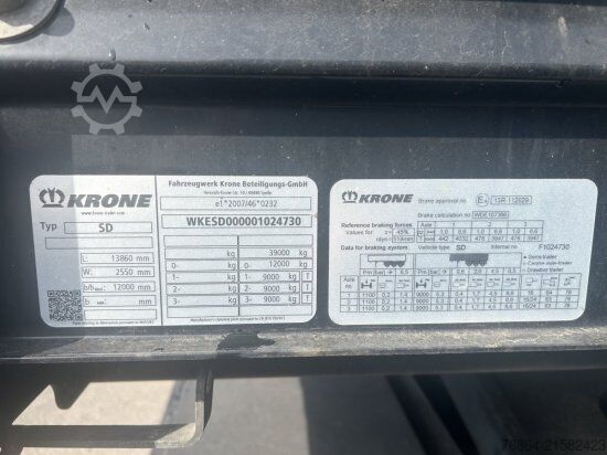 带篷布的开放式半挂车 KRONE SD PLANENAUFLIEGER LIFTACHSE, KRONE-ACHSE, PALETTENKASTEN, EDSCHA-VERDECK MEHRERE EINHEITEN