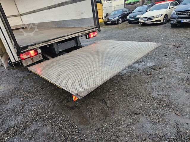 škatlasti tovornjak Volvo FL 240 4x2 16tons Seitentüren Koff