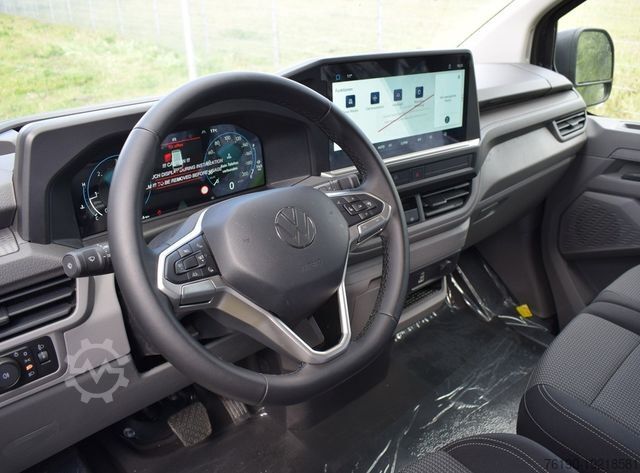 Panelová dodávka VOLKSWAGEN T7 Transporter Kasten TDI Aut. 4Motion lang *