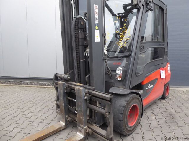 Electric 4-wheel forklift Linde E35HL-01