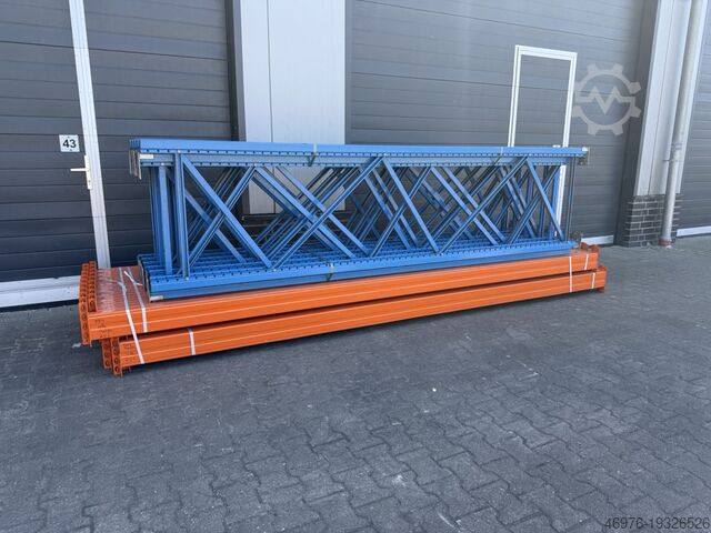 हाई-बे वेयरहाउस पैलेट रैकिंग सिस्टम Stow Pal Rack NS / Regallänge: 35,95 lfm Regalständer: 3.300 x 800 mm