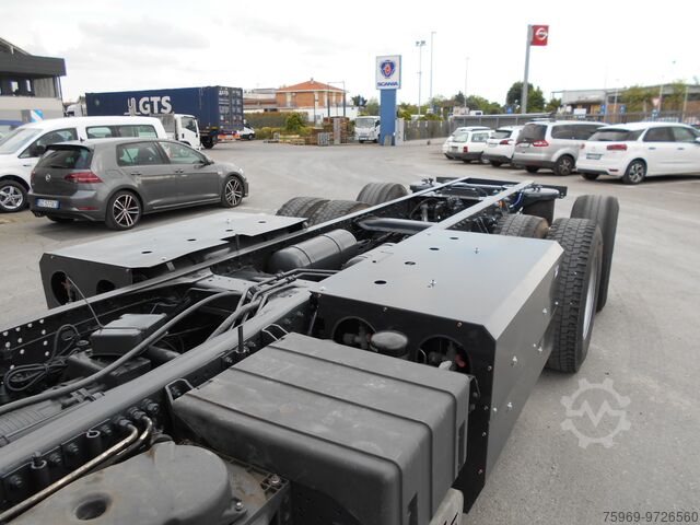 Kraftigt Iveco STRALIS 330 METANO