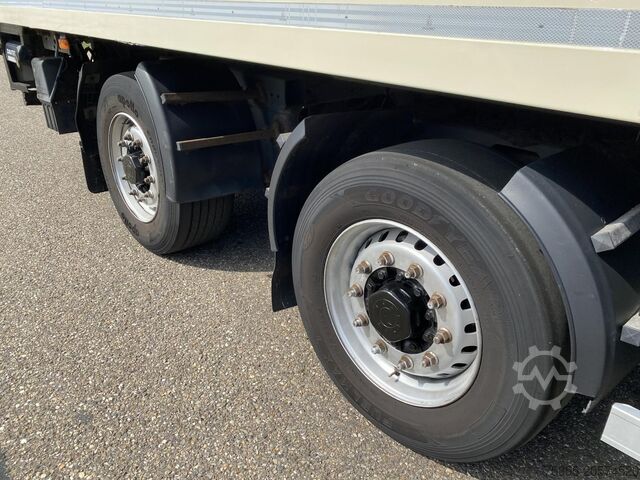 Resväska Samro 2-Axle Isobox 12.60x2.50x2.50/2x Steering Axle/NL