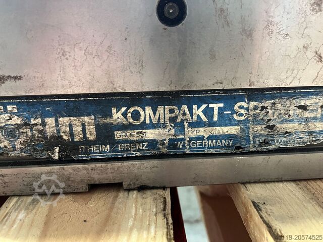 Kompaktspännare Röhm storlek 4  