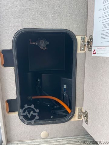 Campervan BÜRSTNER Playa Limited C 500 Markise, Safety Paket