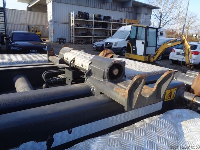 Kroghejselastbil MERCEDES-BENZ Arocs 3245 8x4 NLA Lenkachse Meiller RK30/70