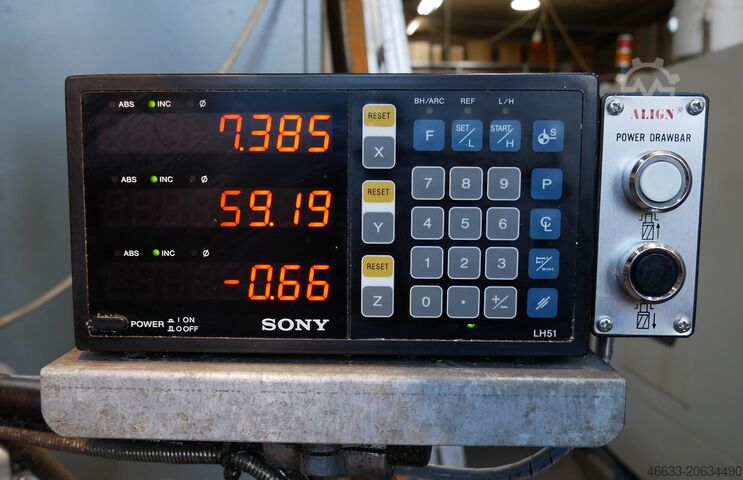 Milling machine Lilian 5VH, Bridgeport type Lilian 5VH