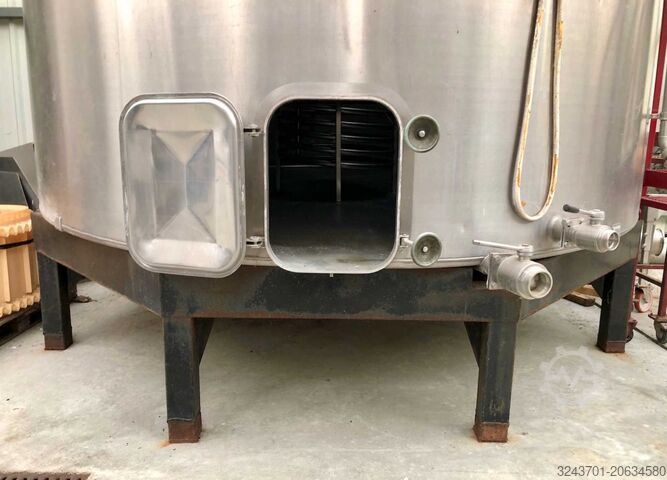 Depósito de acero inoxidable - 24 700 L Arsilac