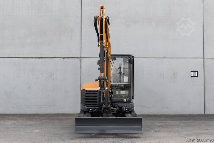 Mini excavator CASE CX 50 D