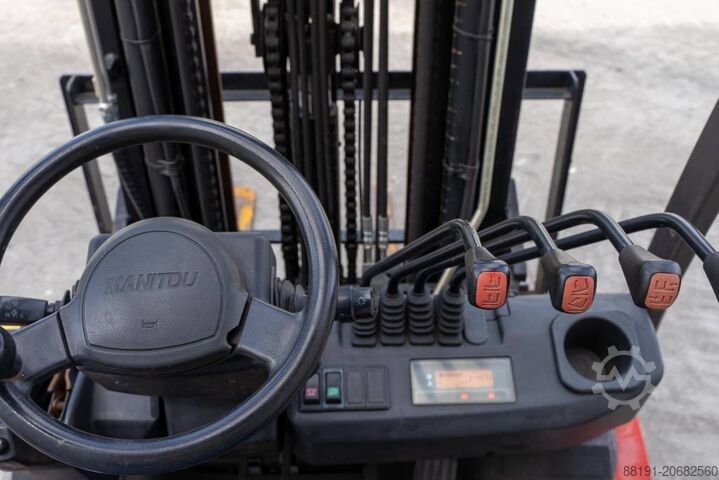 Forklift Manitou MI 25 D
