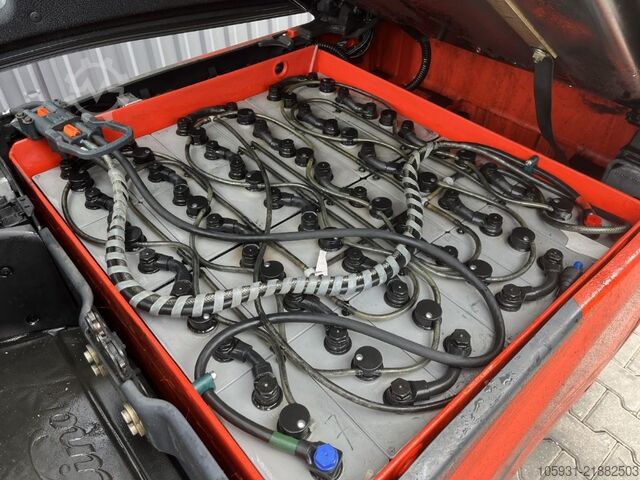 Forklift listrik 4 roda Linde E20PHL-02