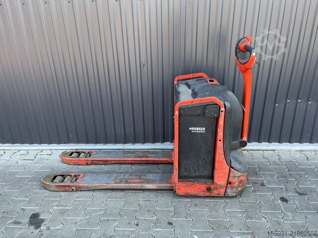 Electric Pallet Truck Linde T18