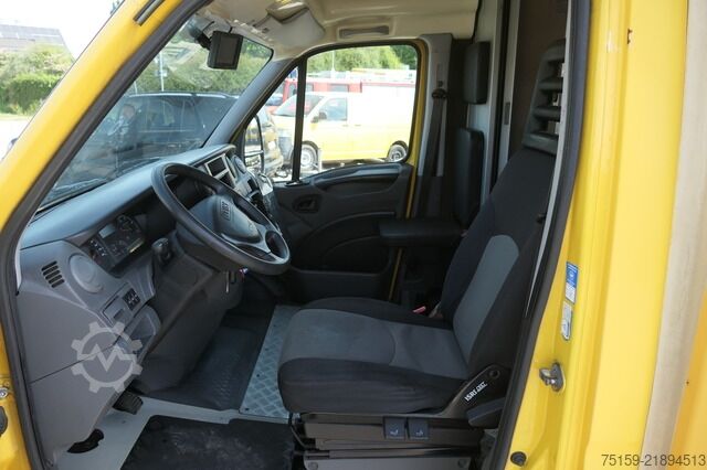 Skåpbil iveco Daily 35 S11 C30C AUTOMATIK KAMERA Regale LUFT DURCHGANG EURO-5 CoC