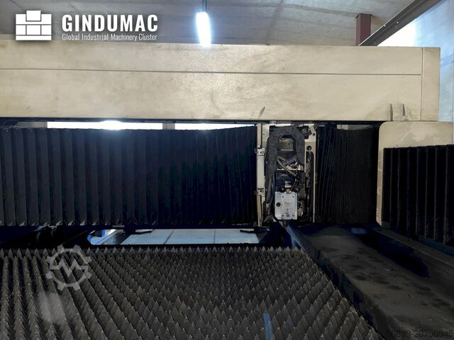 Máquina de corte por láser de CO2 TRUMPF TRUMATIC L3030