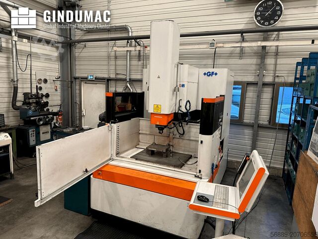 Stroj za elektroerozivno grezanje Die-Sinking EDM AgieCharmilles FORM 30