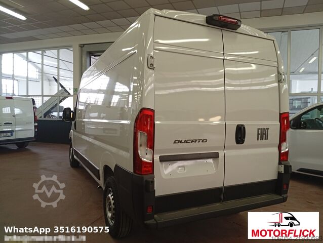 Langer Lieferwagen FIAT Ducato Maxi