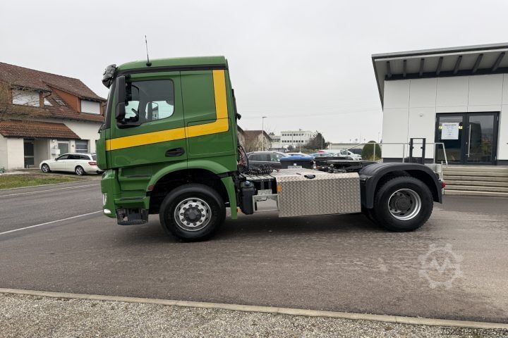 Standard tractor unit Mercedes-Benz Arocs 1848 4x4H Kipphydraulik / Swiss-Vehicle