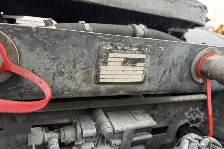 Standard tractor unit Mercedes-Benz Arocs 1848 4x4H Kipphydraulik / Swiss-Vehicle