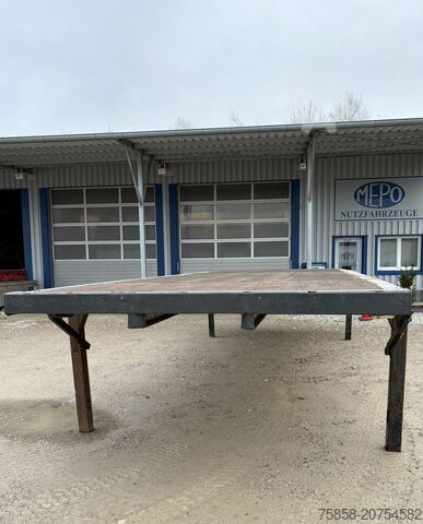 Byt karosseri öppet Krone 7,82m Baustoff Brücken Zurringe Kranbar