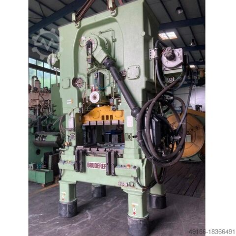 เครื่องเจาะขาตั้งคู่ BRUDERER BSTA 80 B (CE)