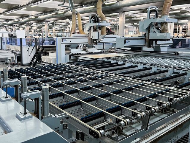 Centro de maquinagem com mesa de encaixe WEEKE PROFI BHC912/43/25