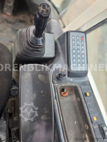 Погрузчик с колёсным шасси LIEBHERR L538