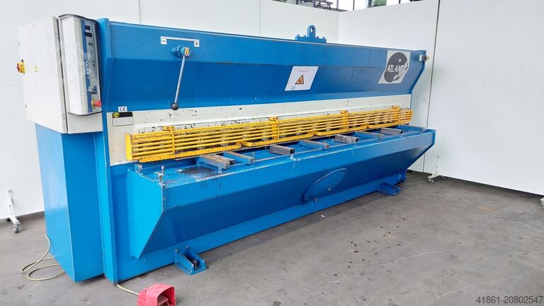 กรรไกรตัดแบบกิโยตินไฮดรอลิก ATLANTIC ATS 3000