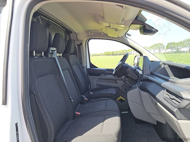 高顶旅行车 FORD TRANSIT CUSTOM 2.0 L2H1 Navi Euro6 AC!