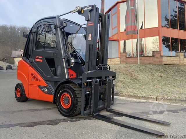 Вилочный погрузчик на сжиженном газе Linde H 35 T - 02 - 393