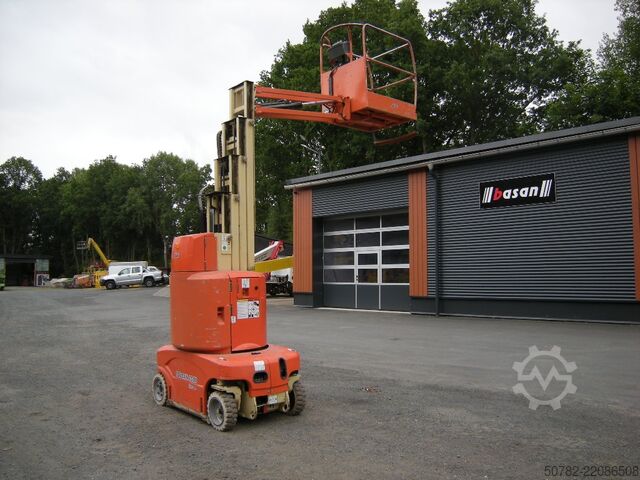 Piattaforma a colonna verticale JLG Toucan 1010