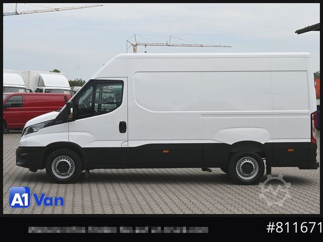 Furgoneta IVECO Daily 35S16 Kasten, Klima, 3- Sitzer,AHK, Tachograph