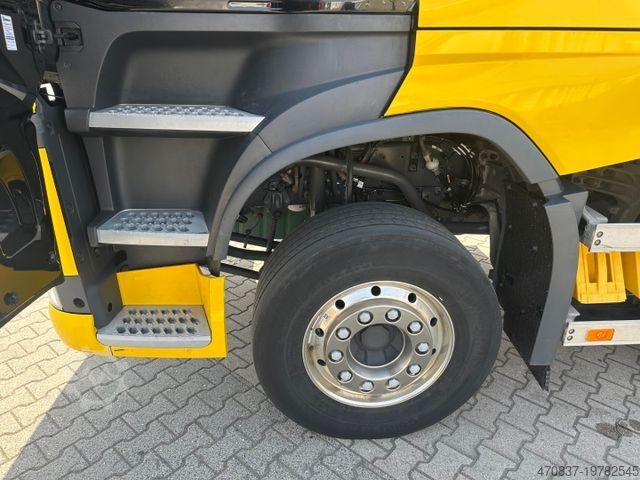 Xe cứu hộ VOLVO FH 540 / 8x2x6 / Radmulden / Seilwinde
