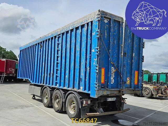 Tipper Kaiser benne transport ferrail