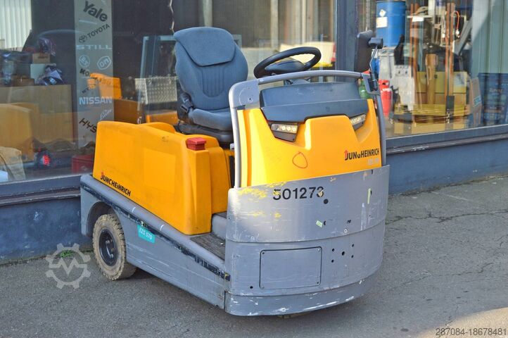 Schlepper Jungheinrich EZS 570
