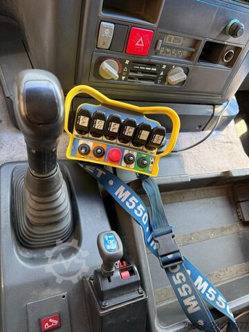 Kipper LKW Iveco EUROCARGO 400E30
