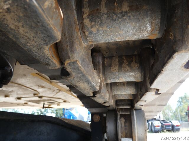 Crawler excavator Caterpillar 330