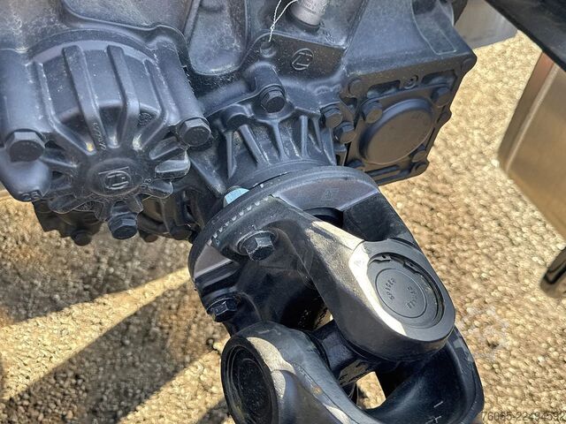 Standard-SZM MAN TGS 33.440 BB SA Tractor Head (34 units)