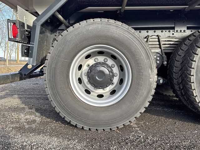 Volquete MAN TGS 41.400 BB CH Tipper Truck (1 Unit)