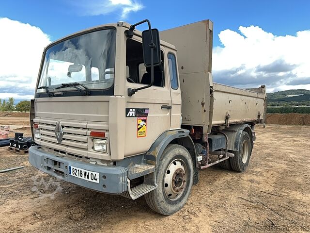 Camion de gunoi Renault M180