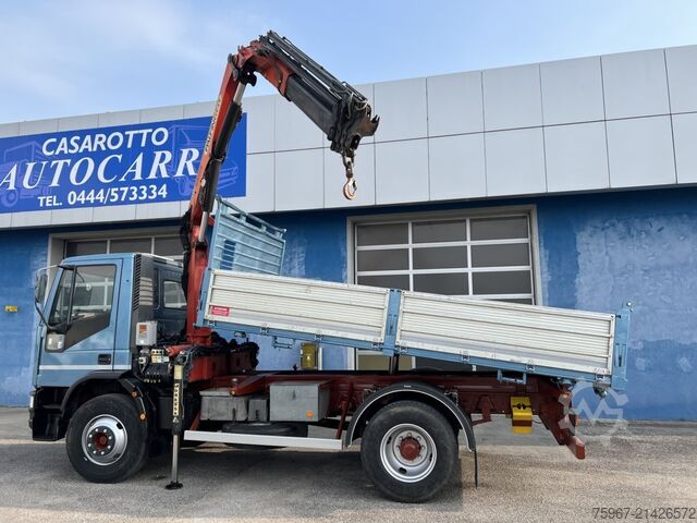 รถดัมพ์สามทางพร้อมเครน Iveco Eurocargo 150e18
