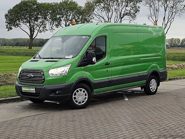 High-roof van FORD TRANSIT 2.0 L3H2 Navi Euro6 AC!