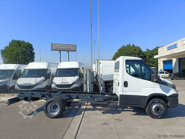 Chassi 60C18 Iveco Daily