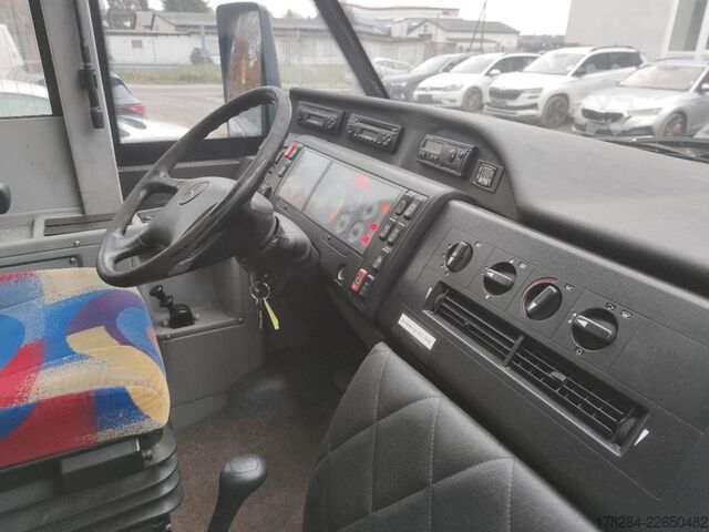 اتوبوس توریستی MERCEDES-BENZ O818 D Teamstar Standklima